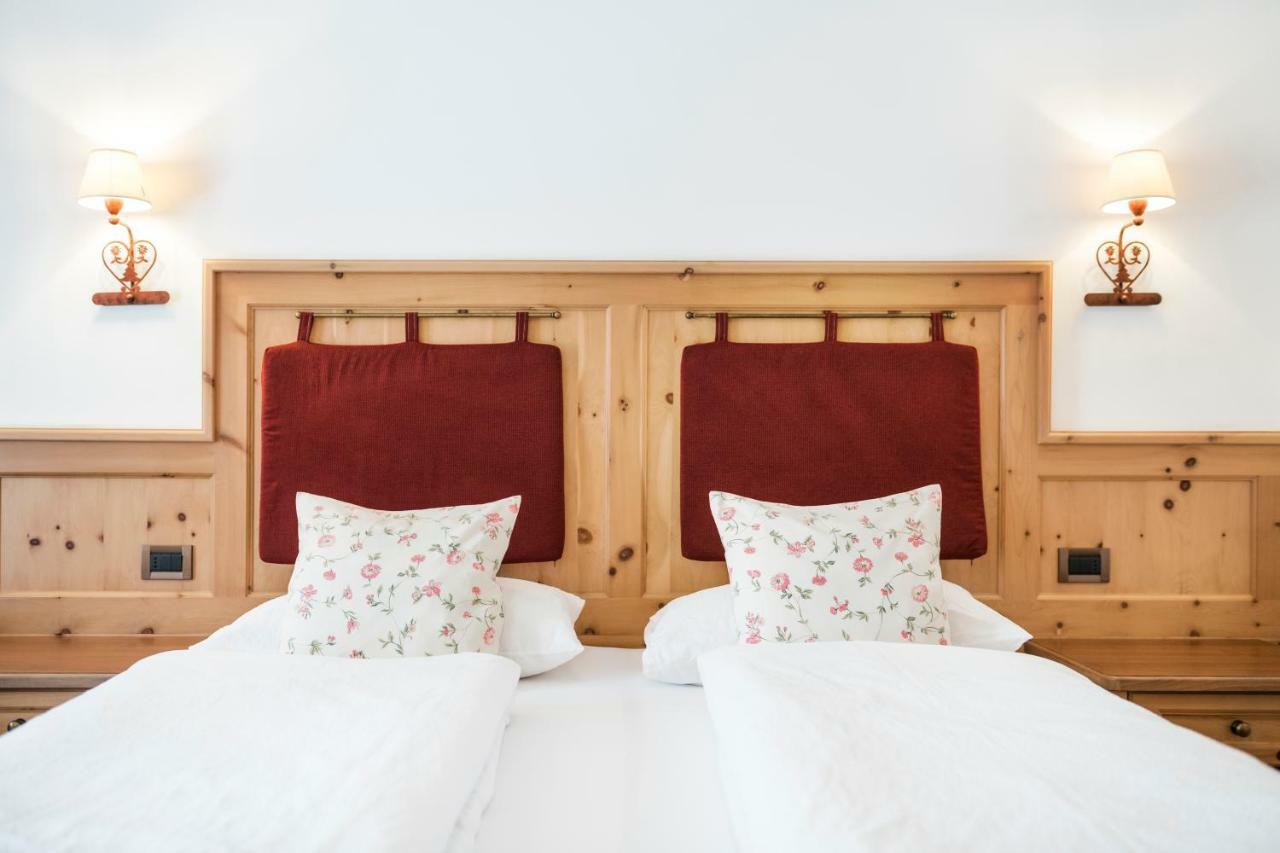 Piculin Alpin Apartments San Martino in Badia Eksteriør bilde